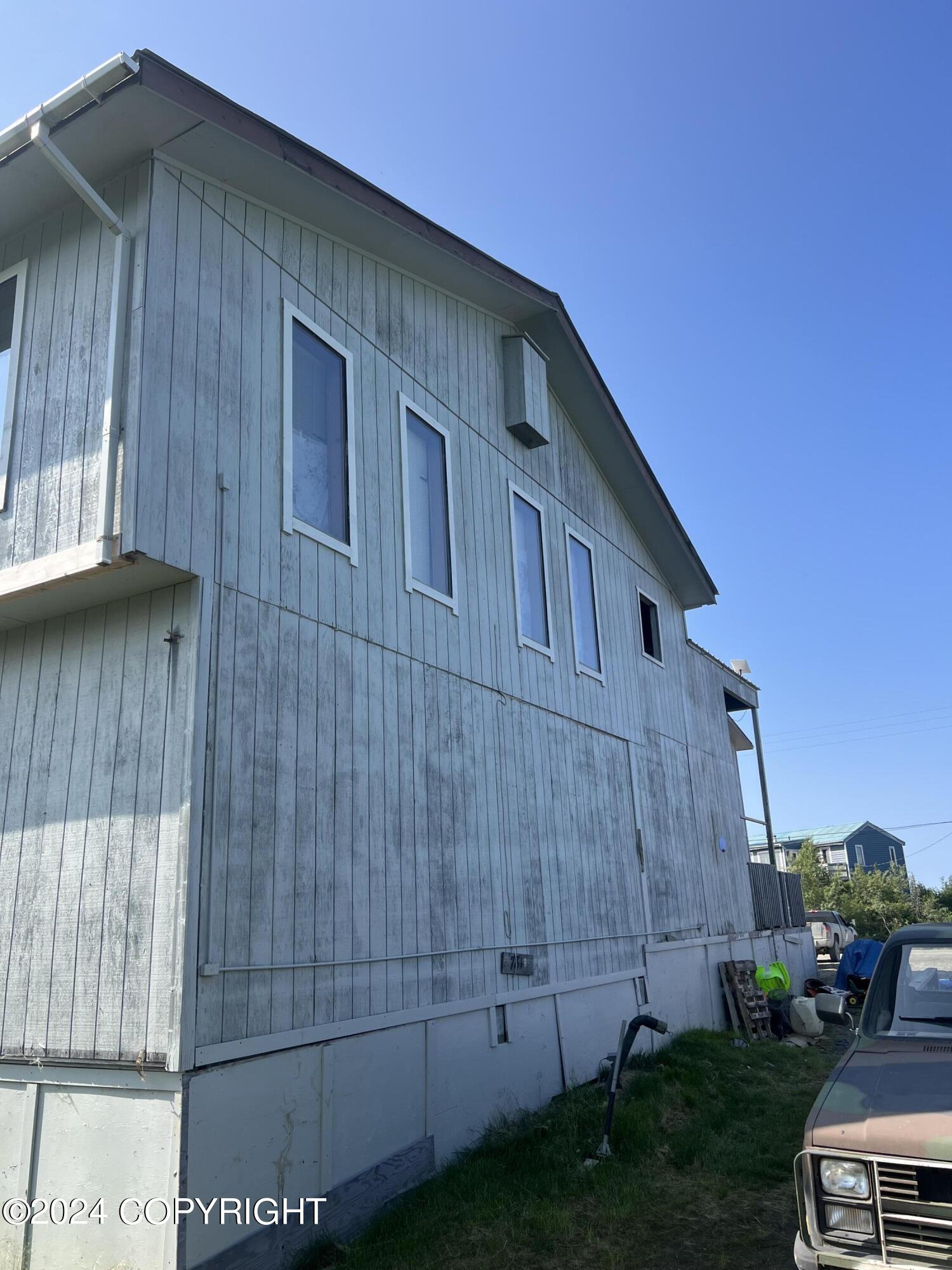 781 Sixth Avenue Property Photo 5