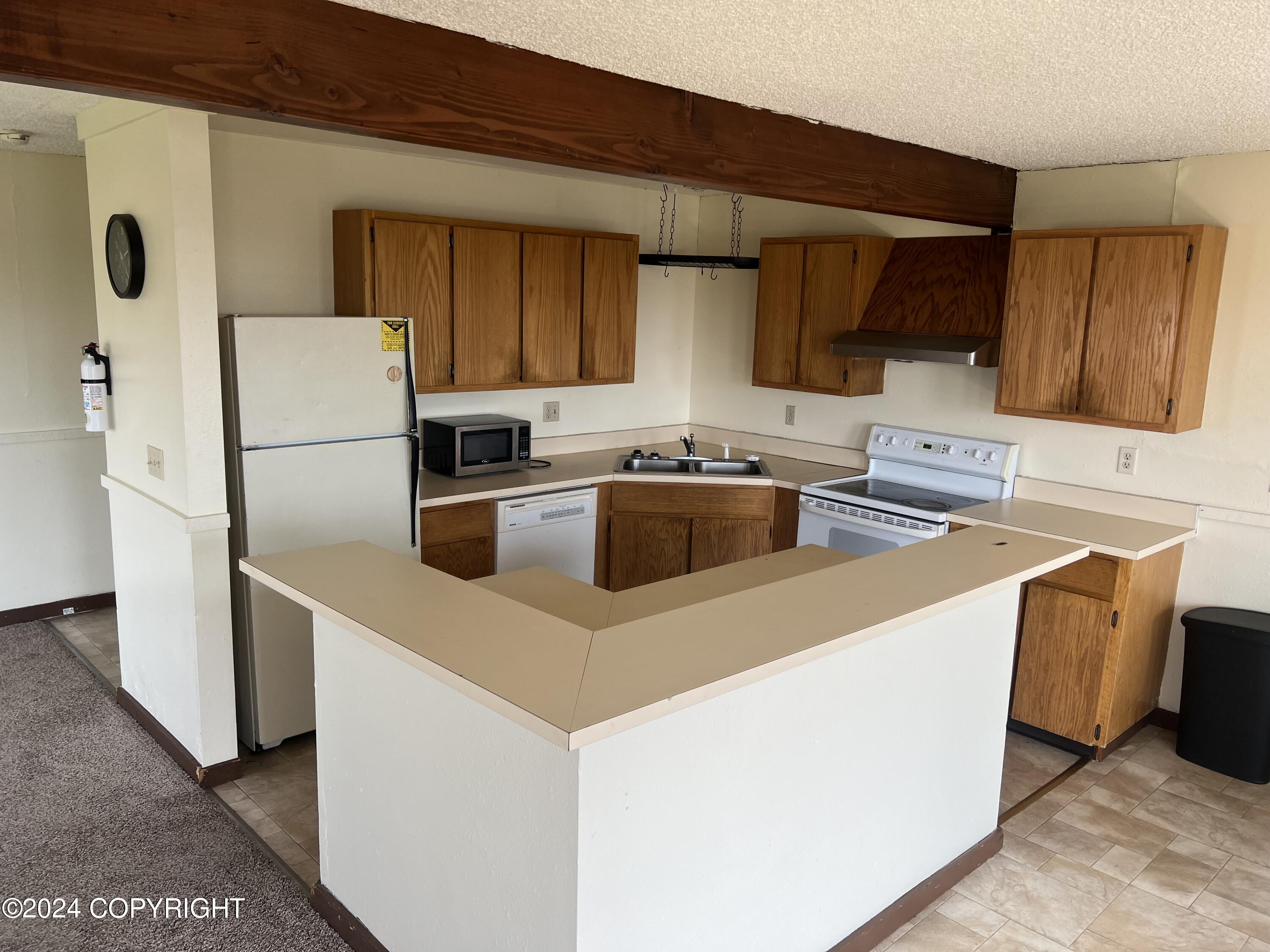 781 Sixth Avenue Property Photo 12