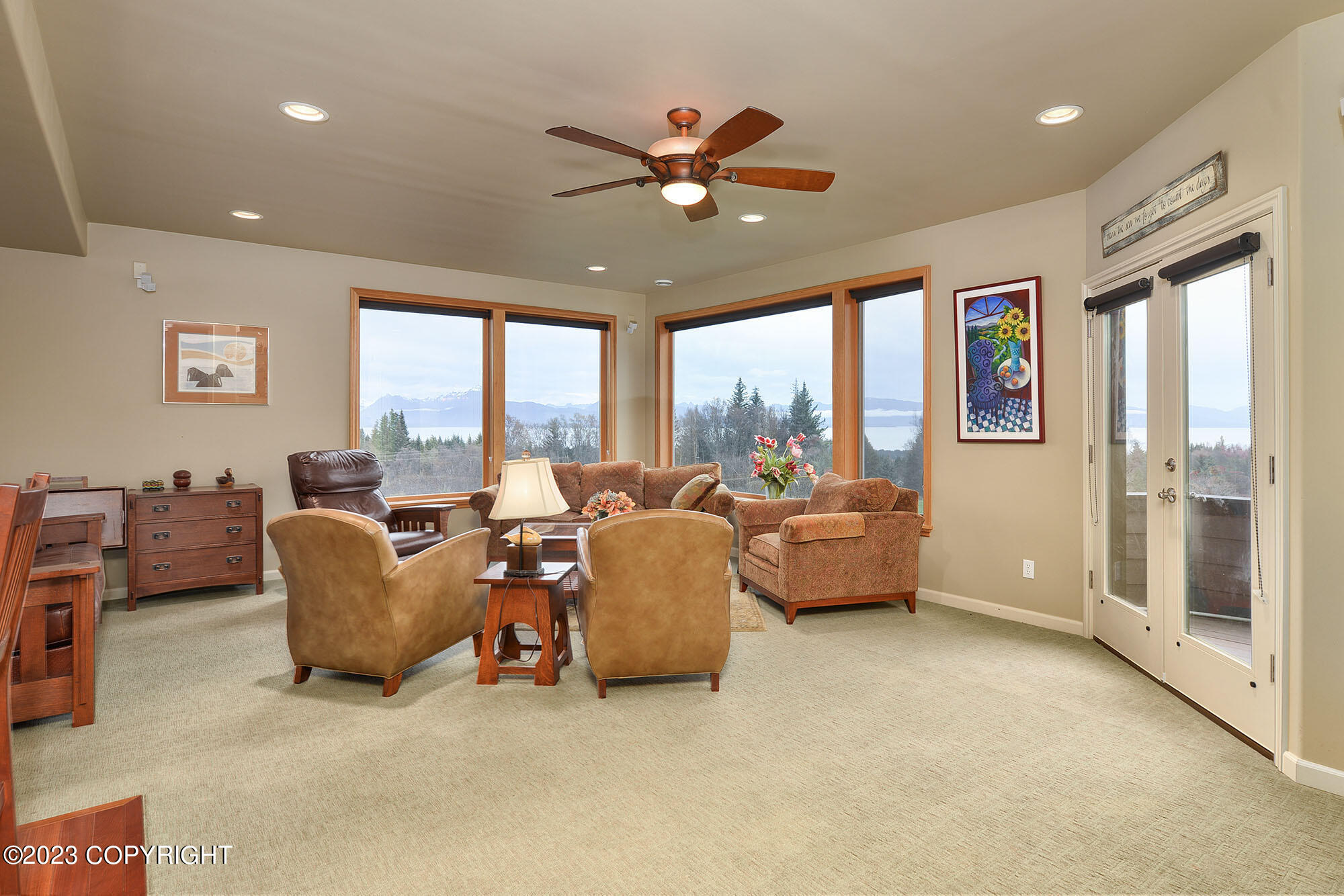 932 Quiet Creek Drive Property Photo 5