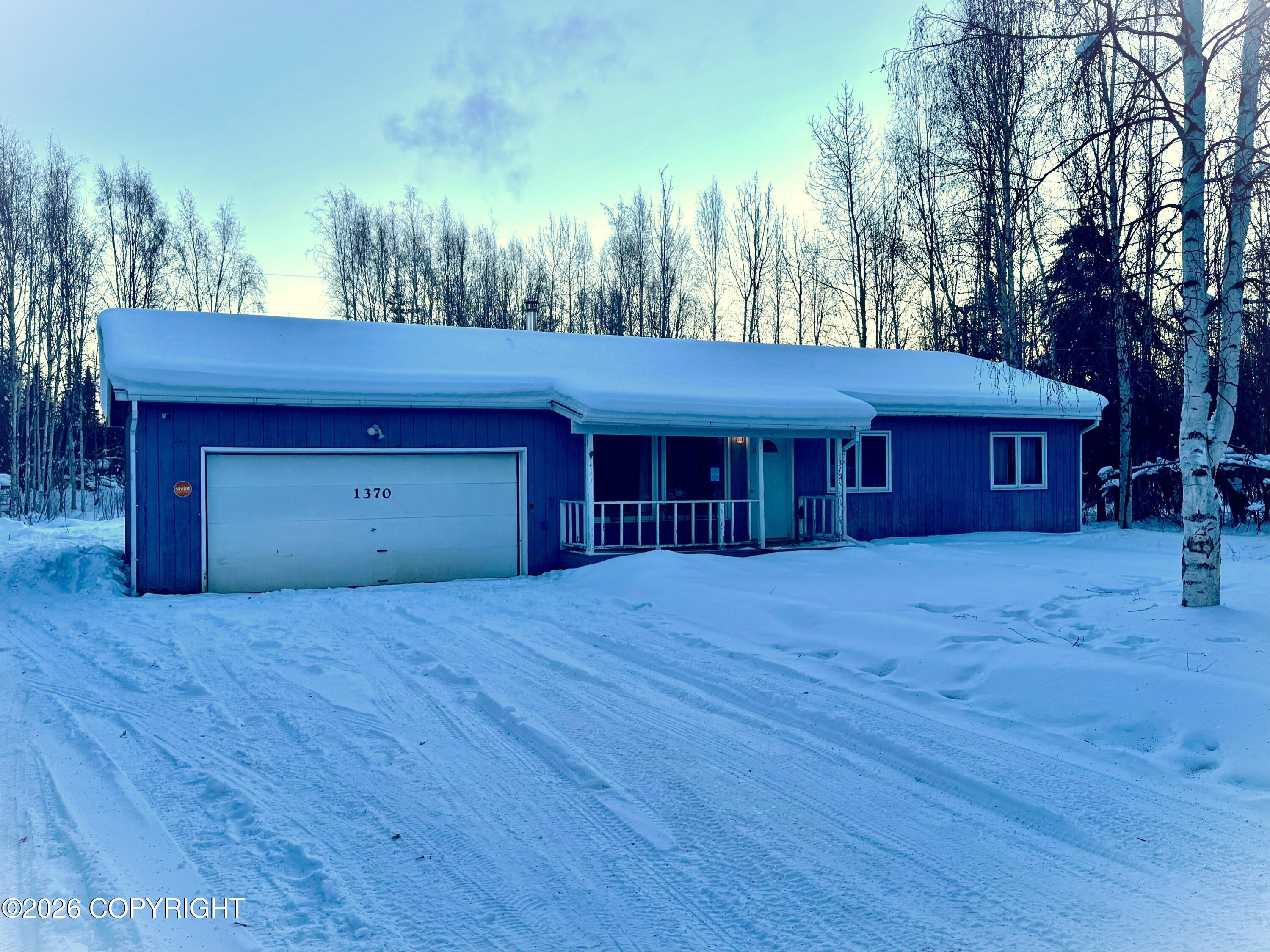 1370 Toolik Drive Property Photo 1