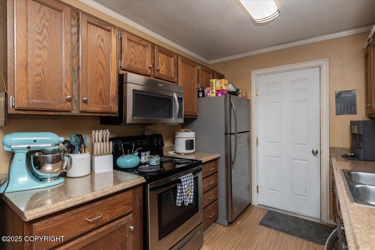 1370 Toolik Drive Property Photo 3