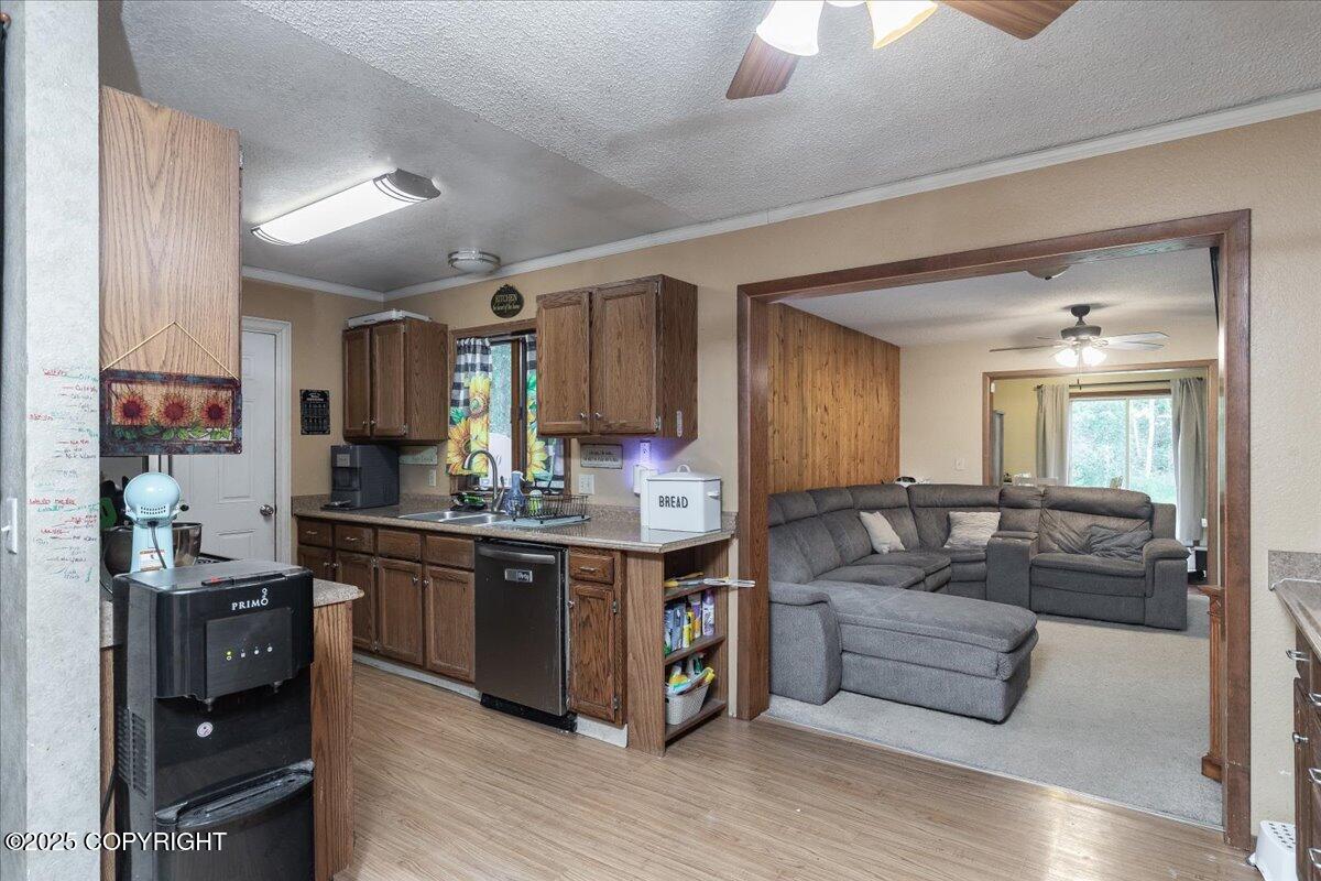 1370 Toolik Drive Property Photo 6