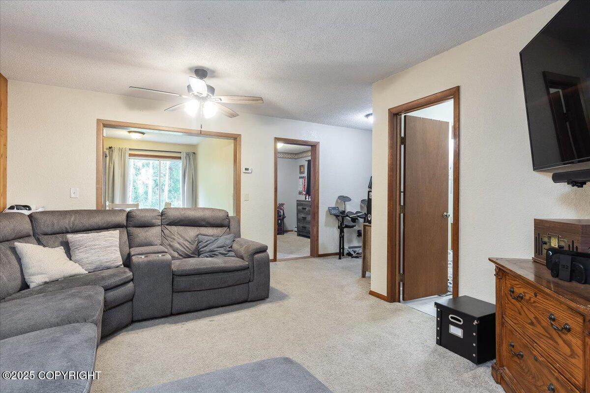 1370 Toolik Drive Property Photo 11