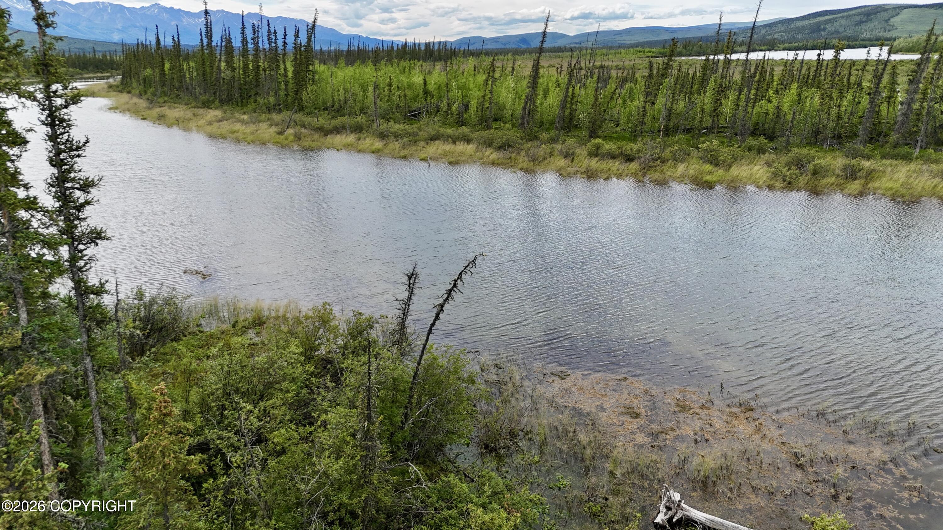 1327.6 B2 Alaska Highway Property Photo 1