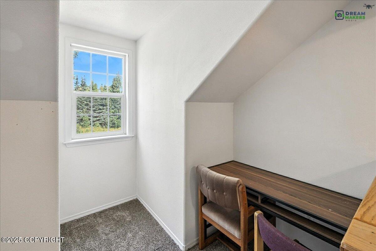 52647 Suzanne Avenue Property Photo 55