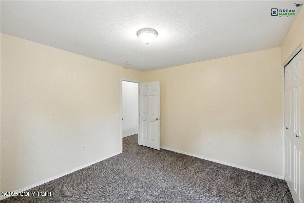 52647 Suzanne Avenue Property Photo 58
