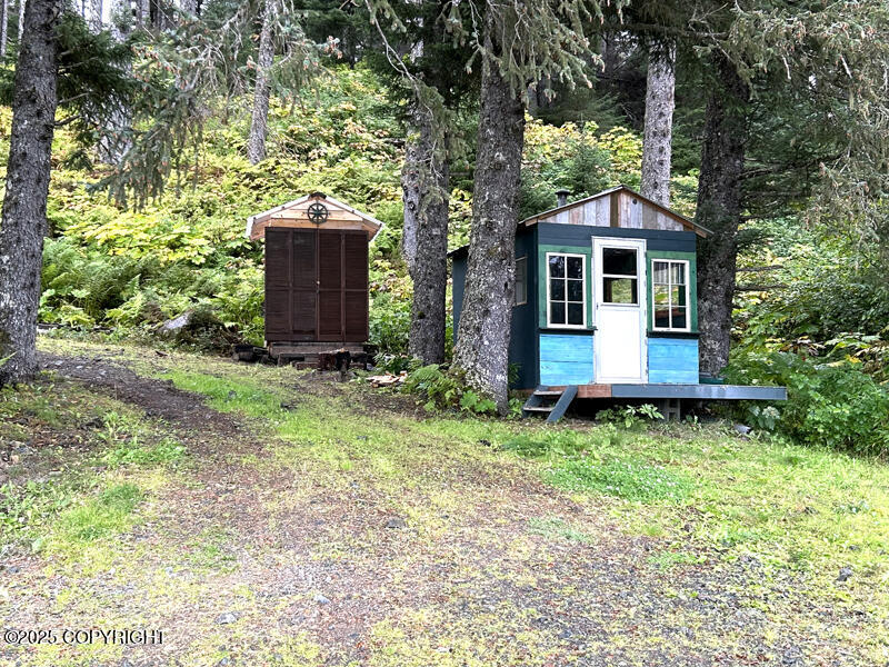 330 B Street Property Photo 16