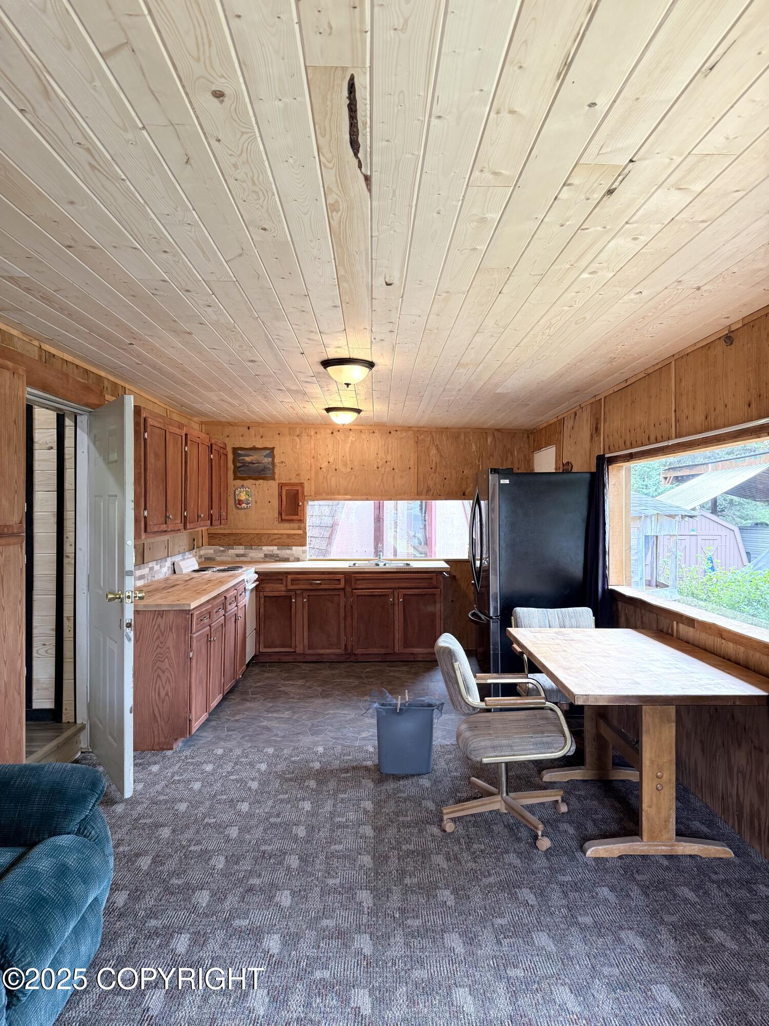 73549 Breakaway Road Property Photo 3
