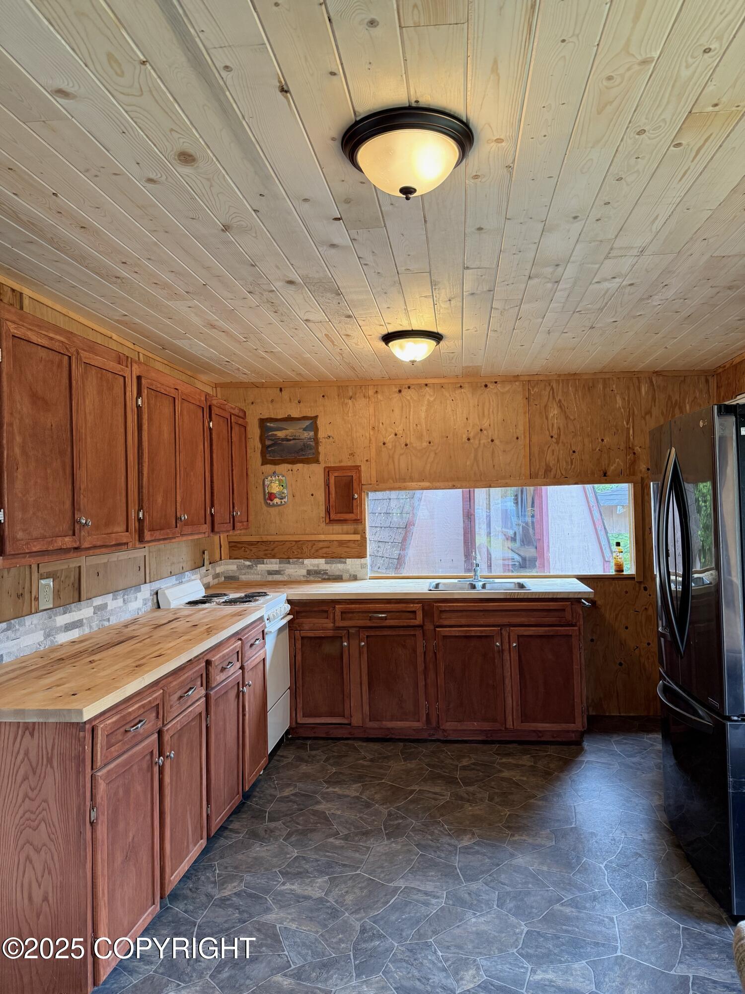 73549 Breakaway Road Property Photo 5