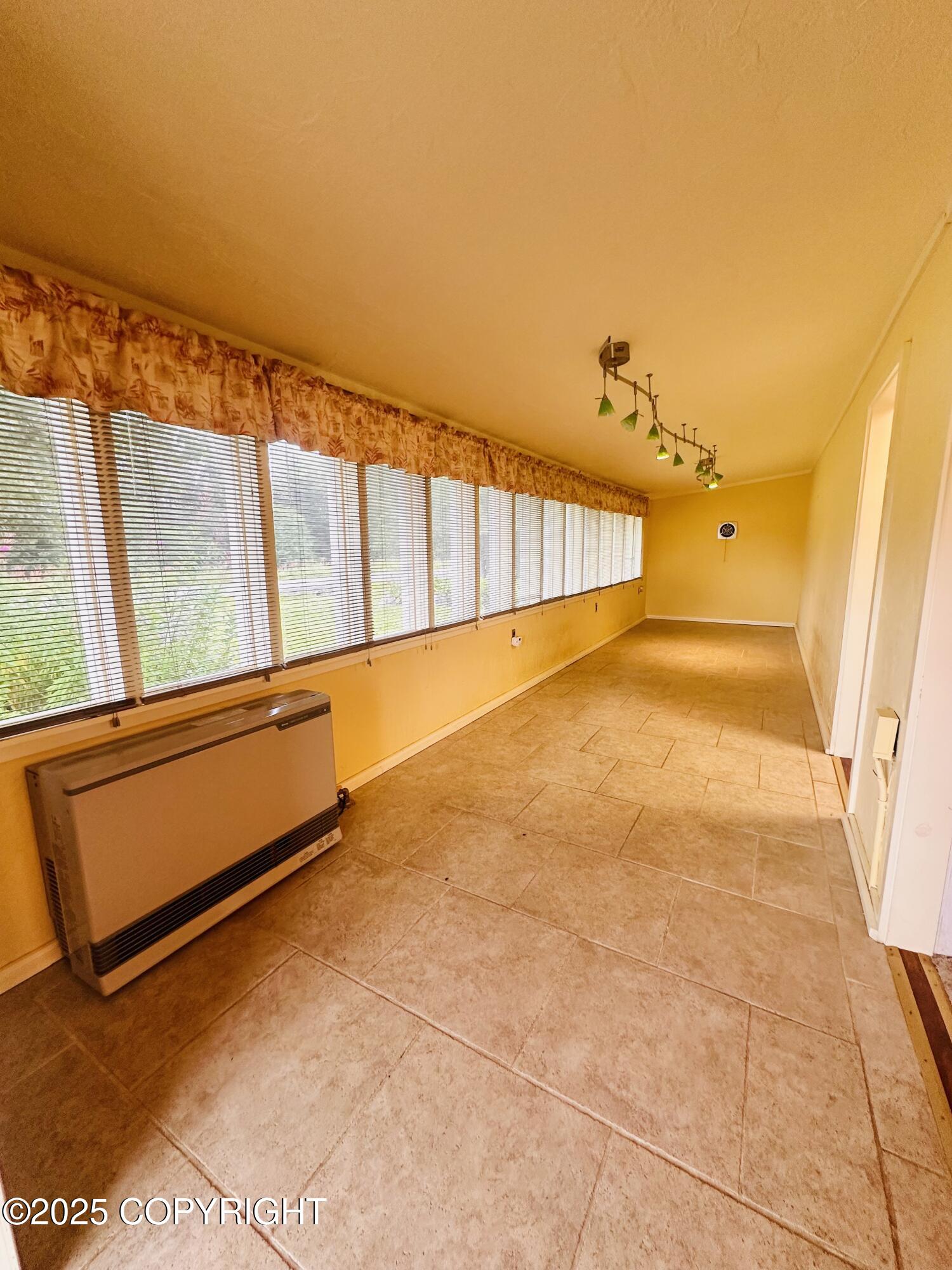 73340 School Avenue Property Photo 6