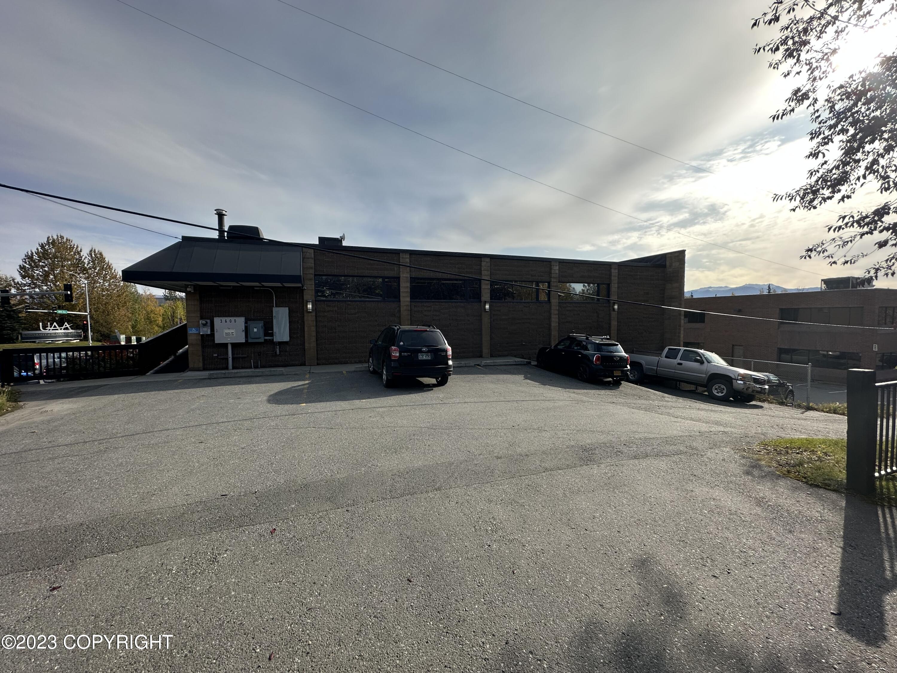 3600 Lake Otis Parkway Property Photo 16