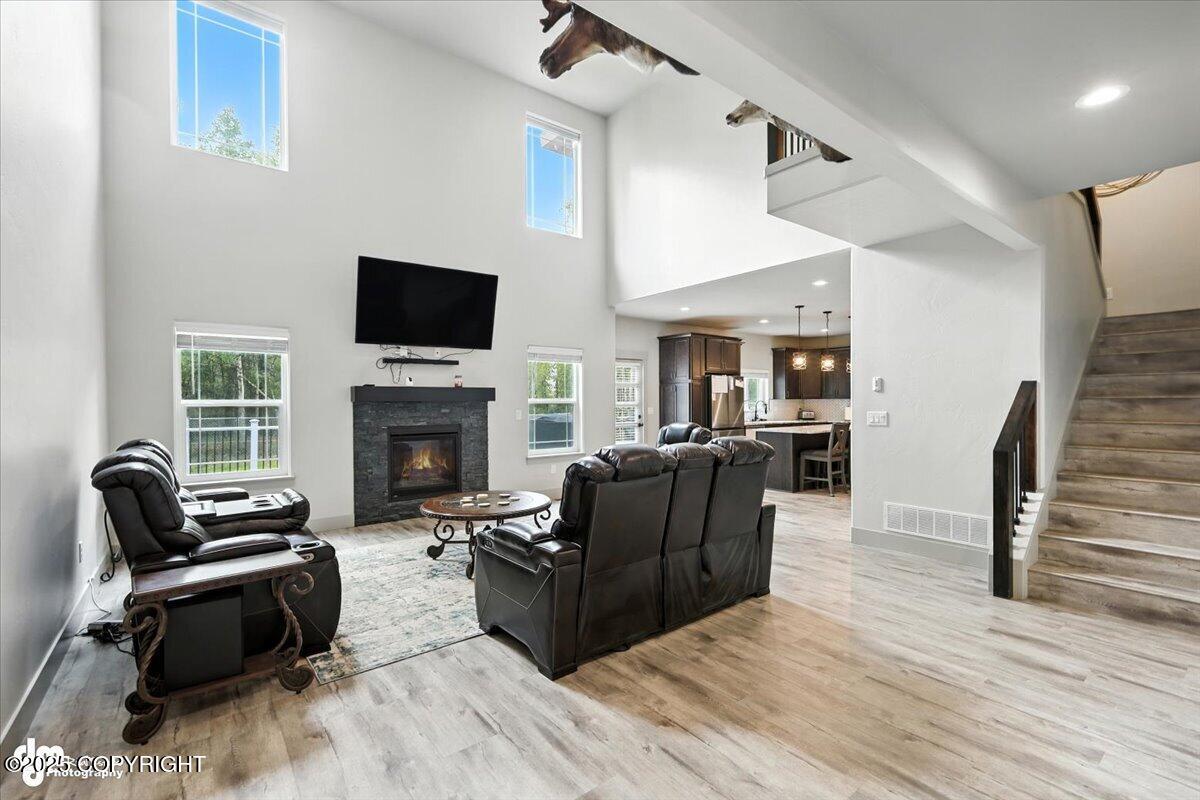 8967 E Wolf Creek Road Property Photo 6