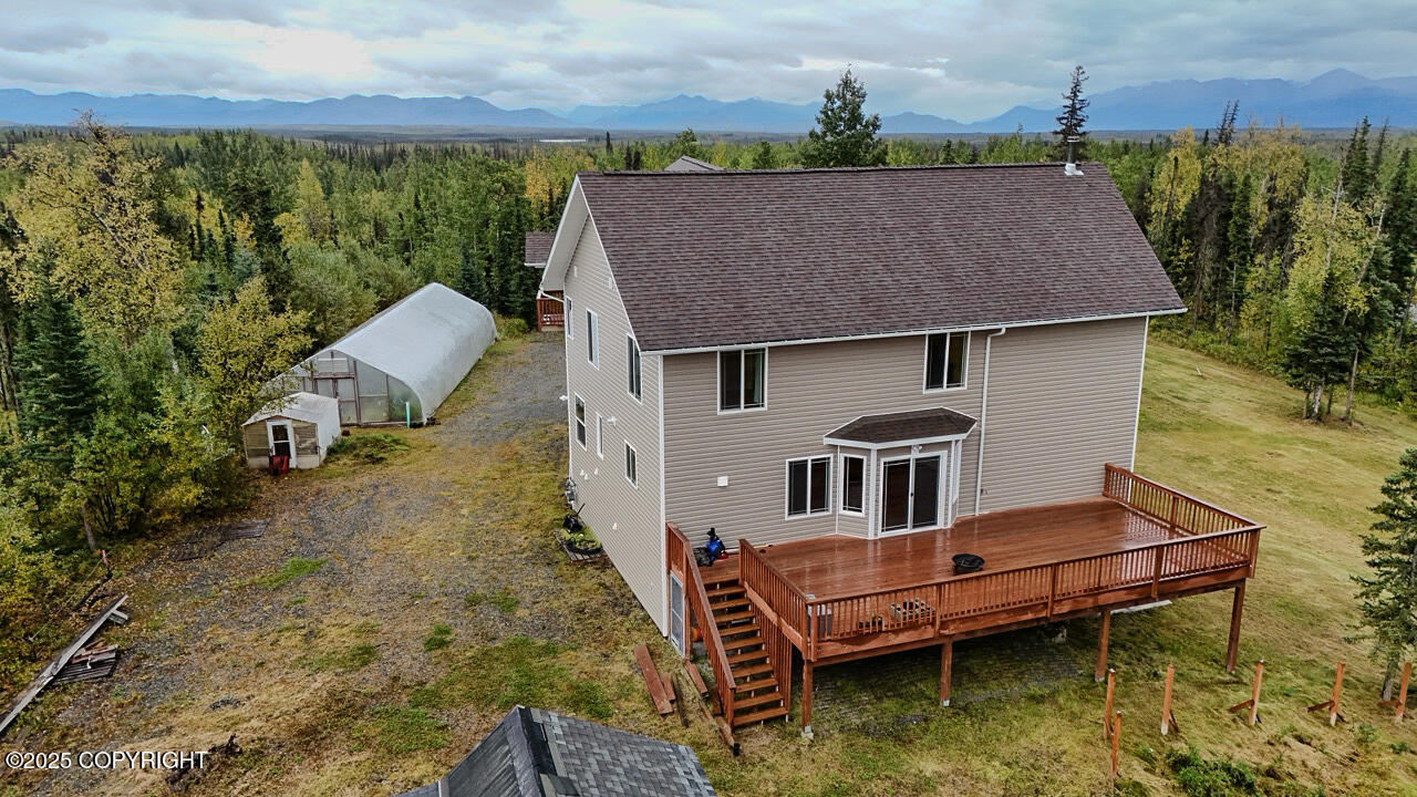 36089 Feuding / Alamo Lane Property Photo 5