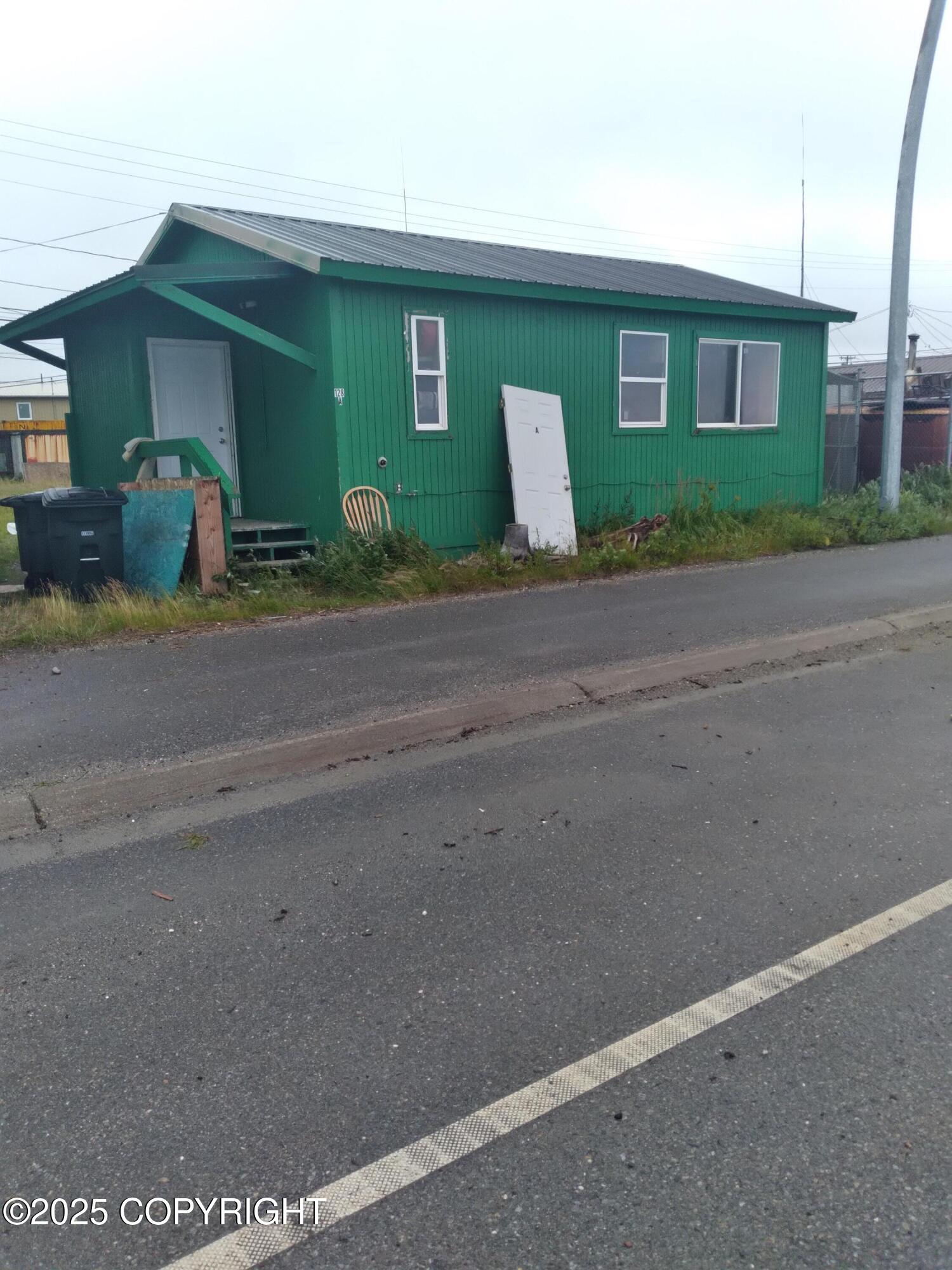 128 Shore Avenue Property Photo 4