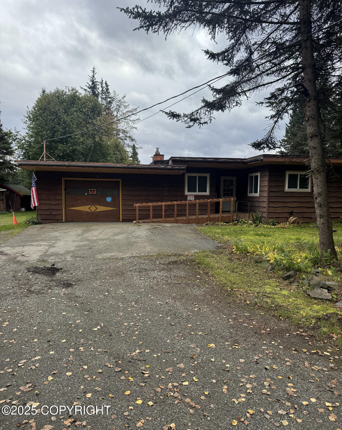 6017 Collins Way Property Photo 10