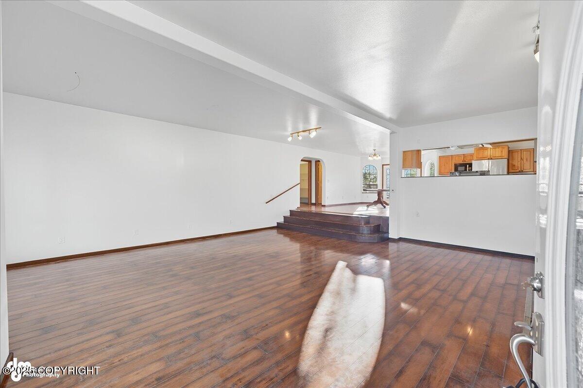 35841 Irons Avenue Property Photo 6