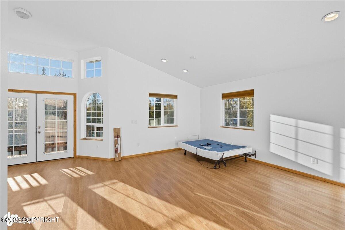 35841 Irons Avenue Property Photo 23