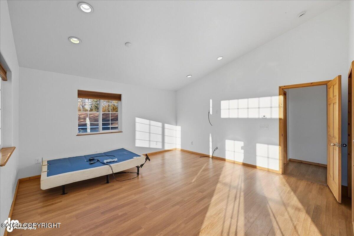 35841 Irons Avenue Property Photo 25