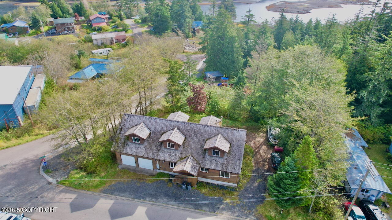 1409 Sunnyside Drive Property Photo 3