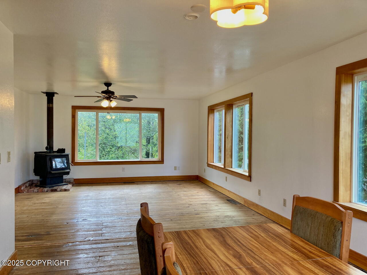 1409 Sunnyside Drive Property Photo 7
