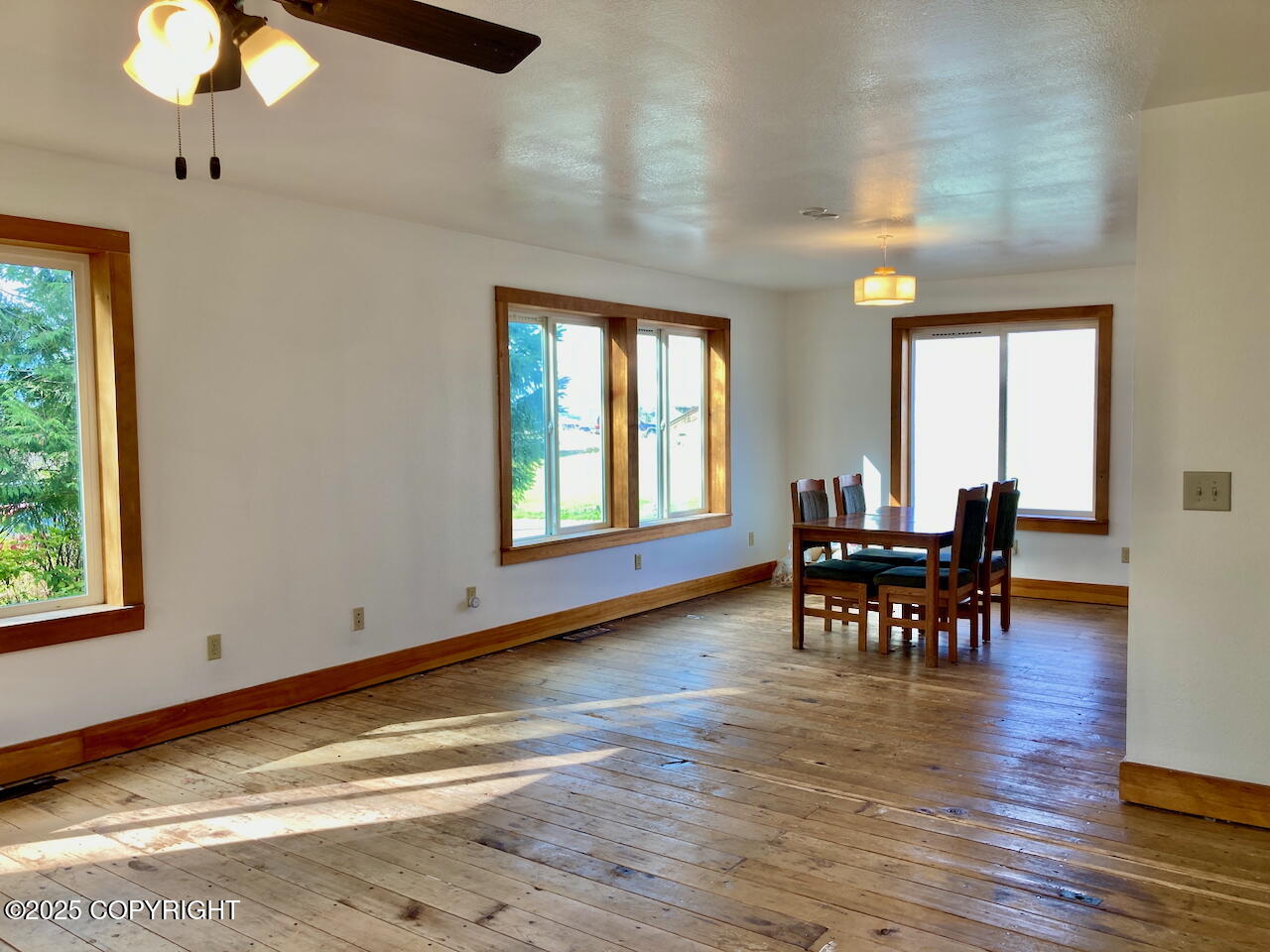 1409 Sunnyside Drive Property Photo 8