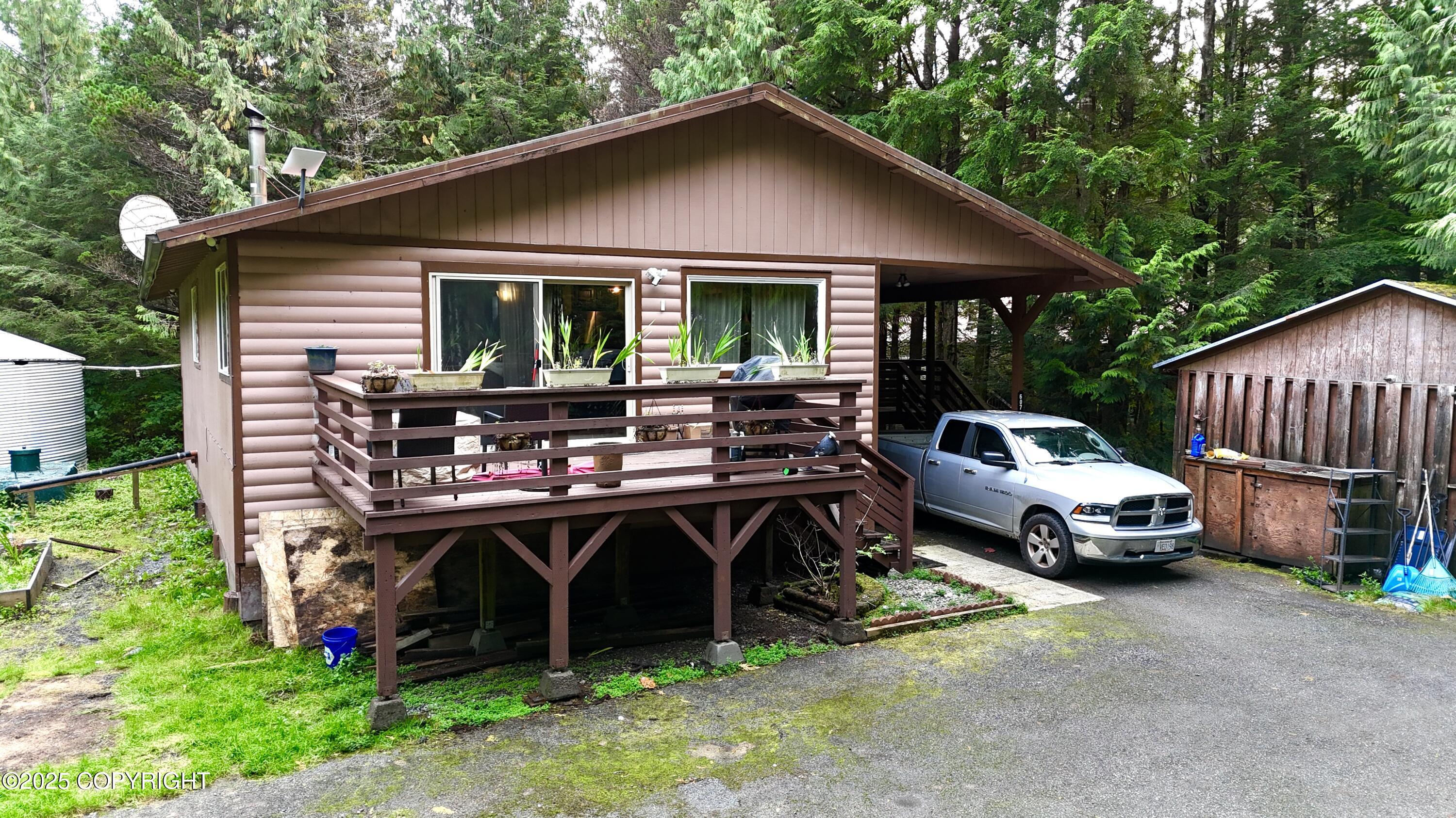 607 Rigging Lane Property Photo 1