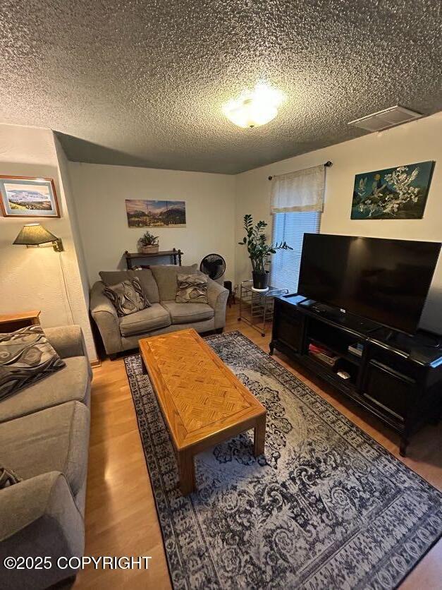 13 N Sing Lee Alley Property Photo 17