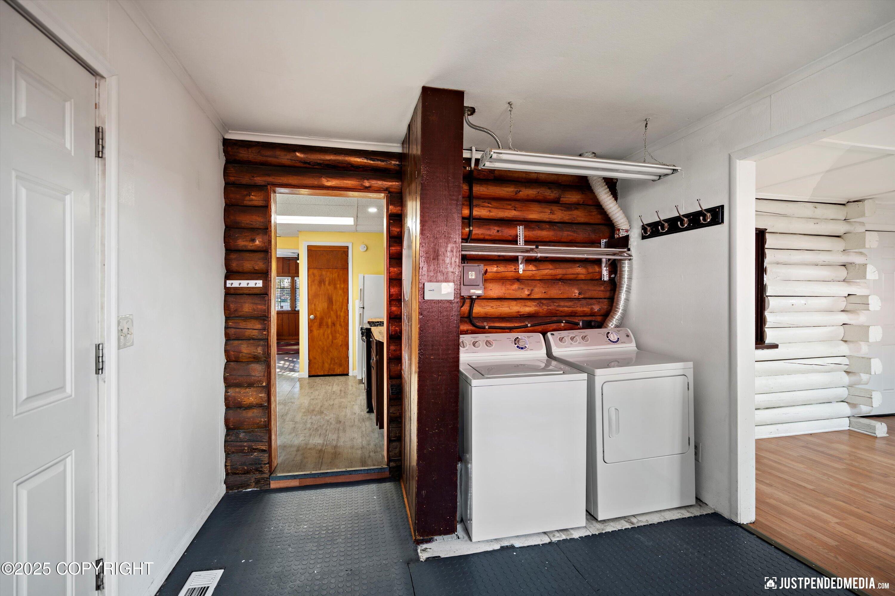 624 Karluk Street Property Photo 17