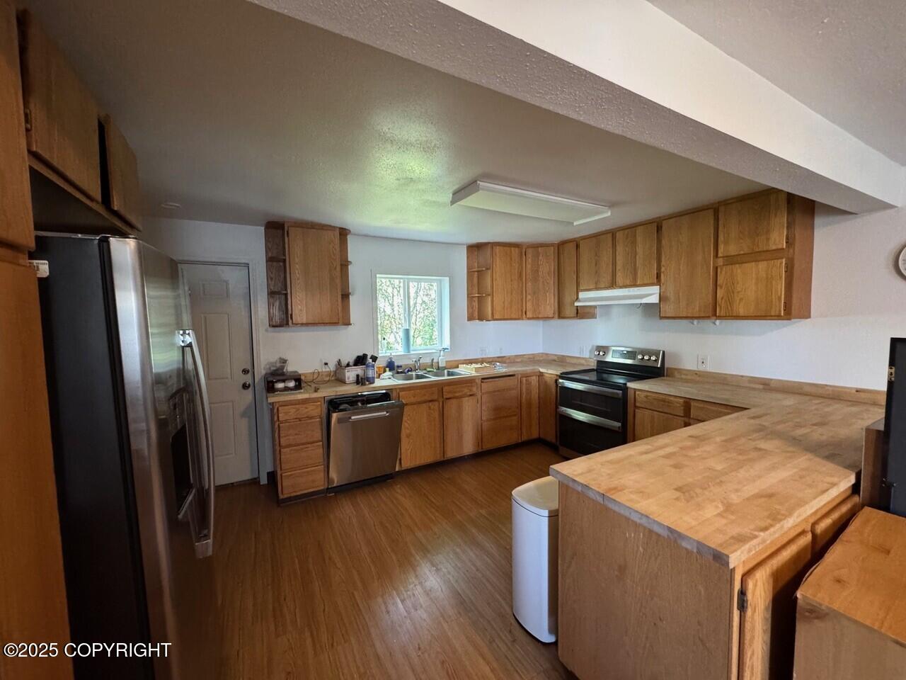 1911 John L. Pearson Lane Property Photo 7