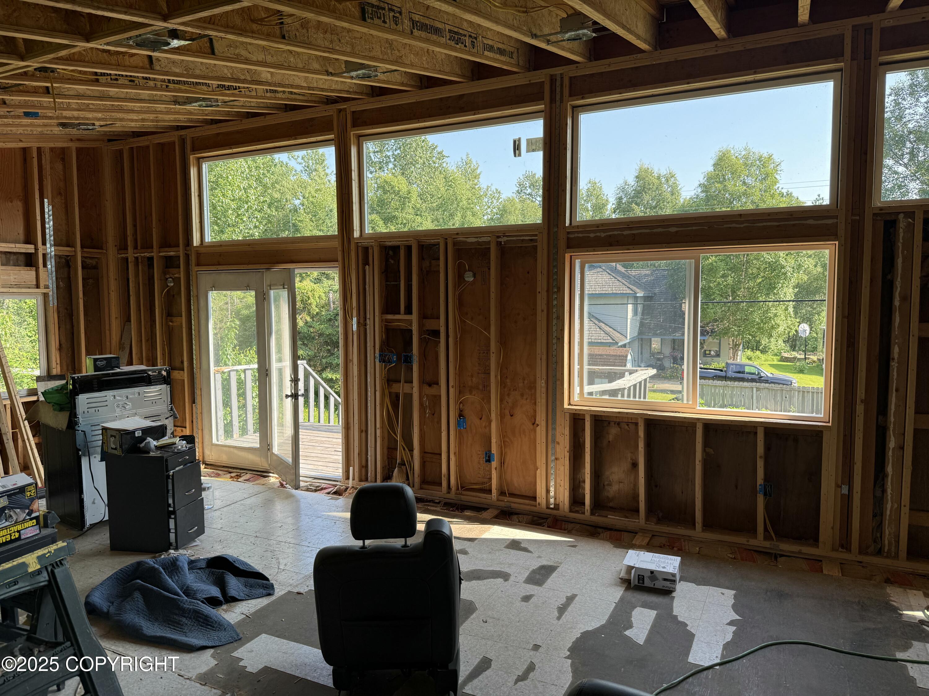 4600 De Armoun Road Property Photo 11