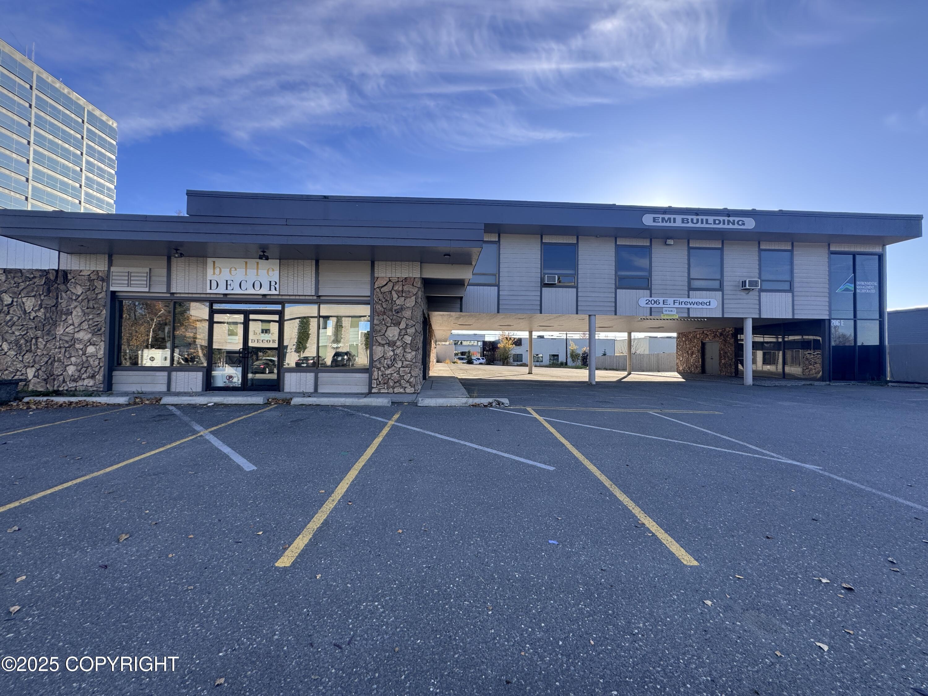 206 E Fireweed Lane Property Photo 1