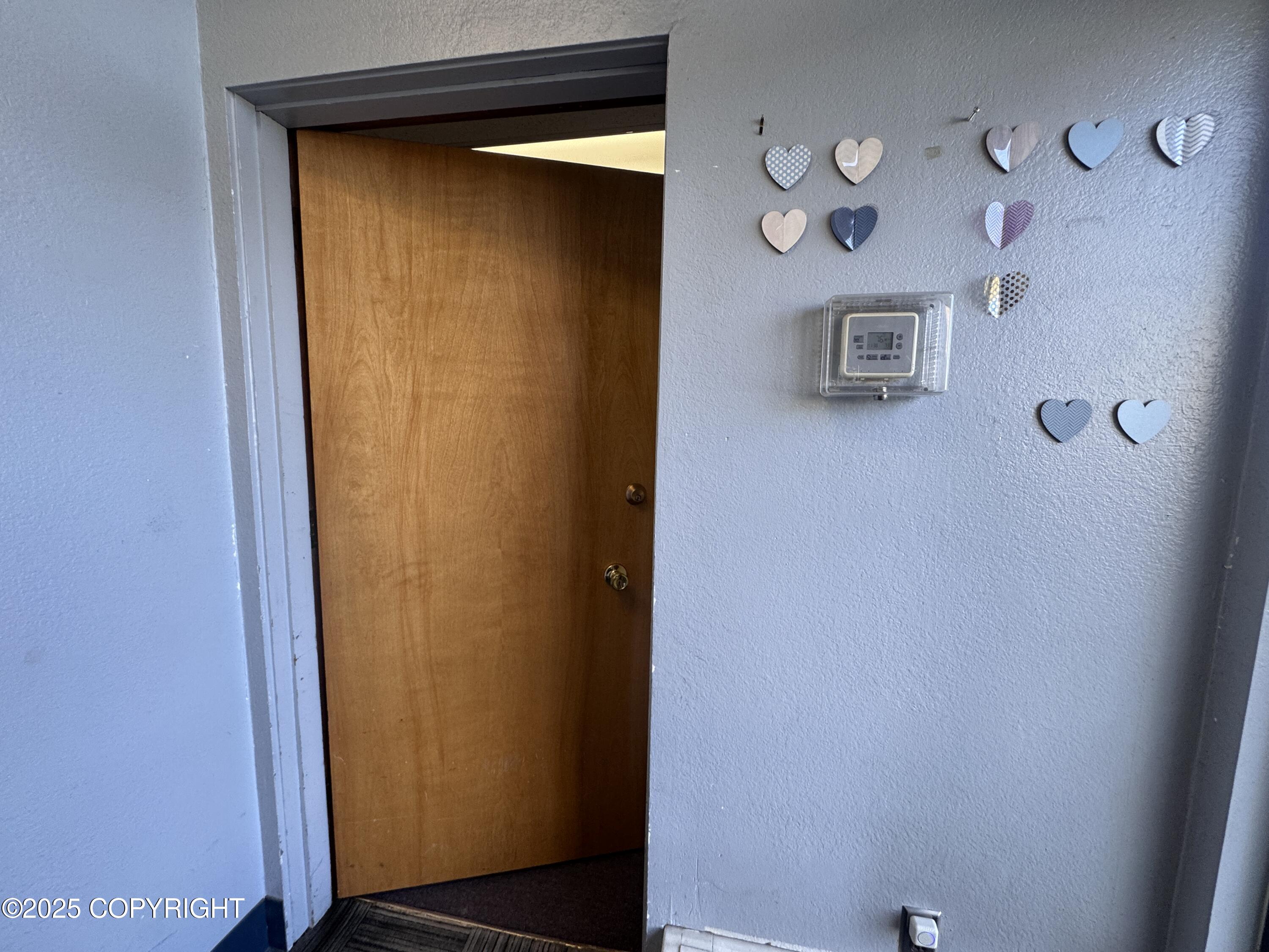 206 E Fireweed Lane Property Photo 7