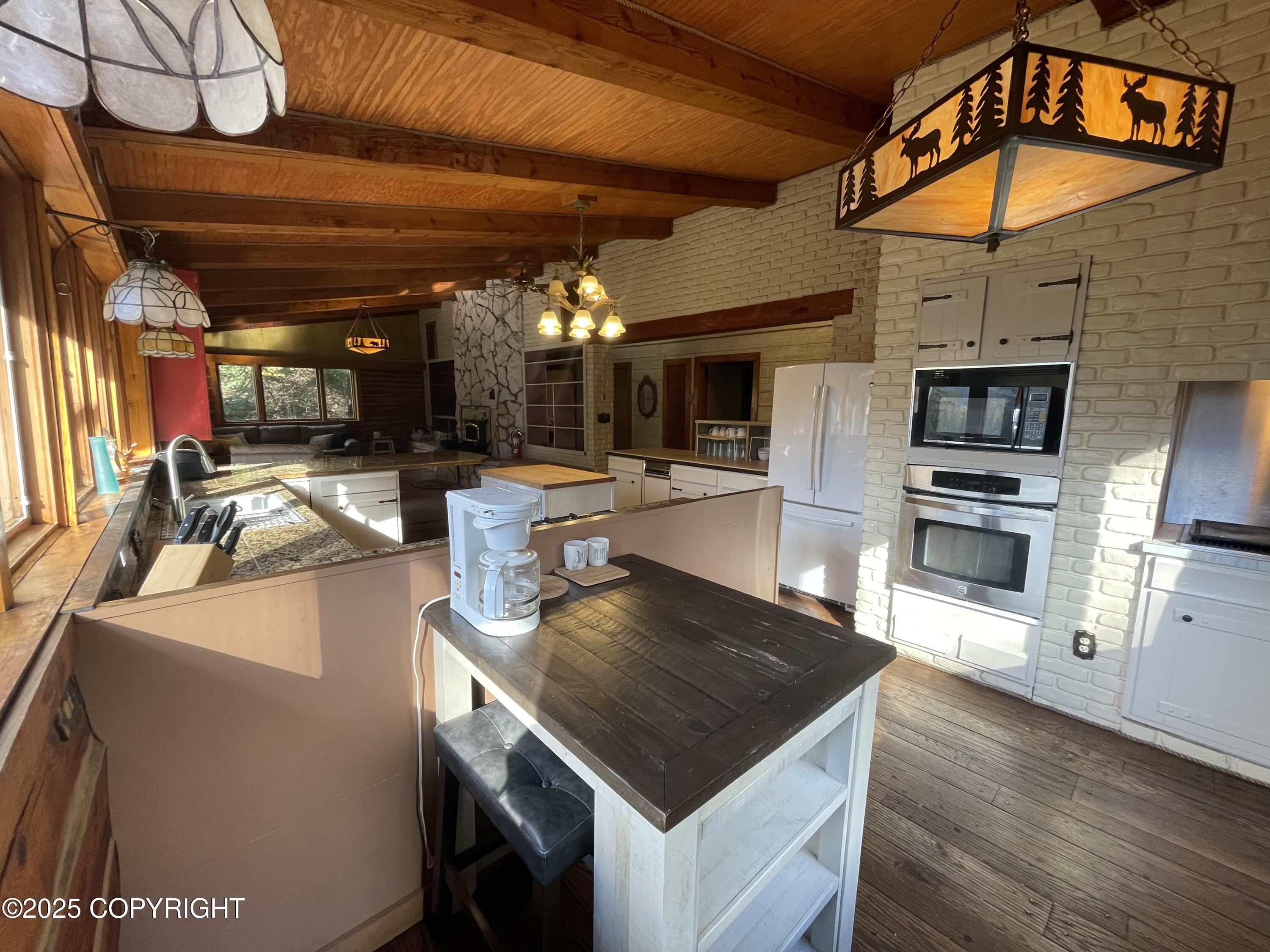 12265 Lancelot Drive Property Photo 7