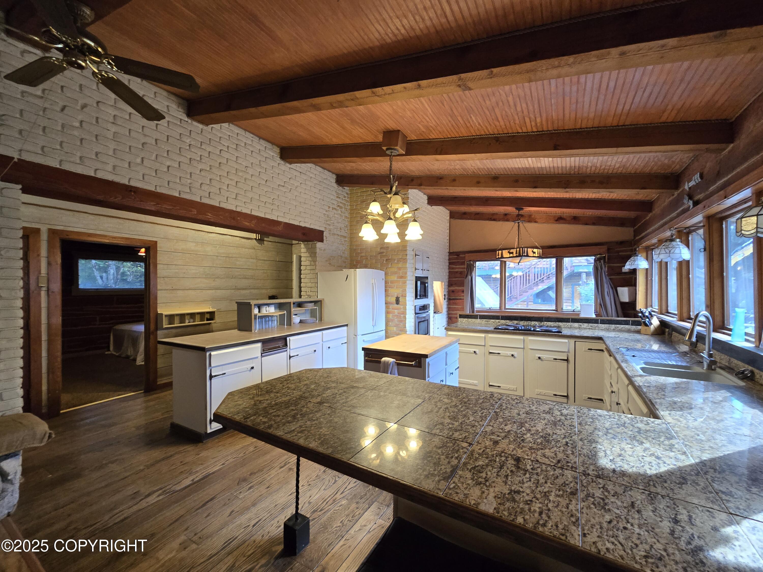 12265 Lancelot Drive Property Photo 8