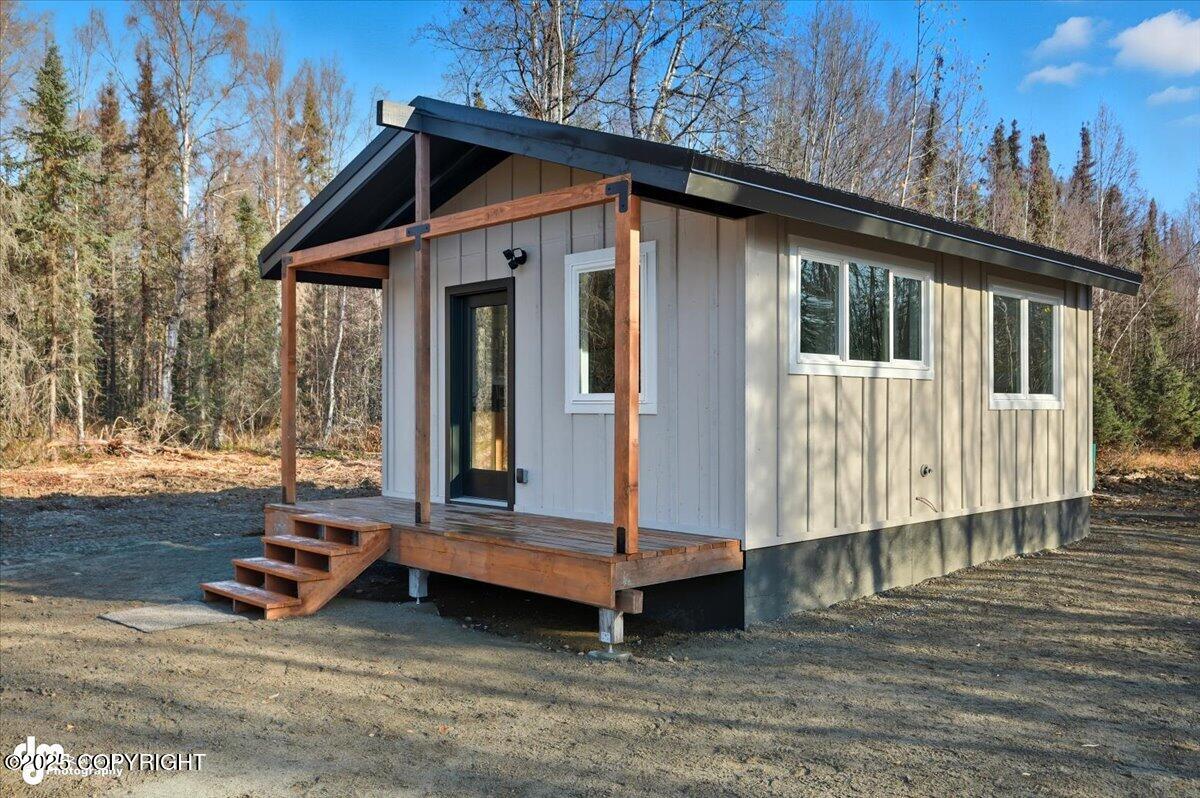 16395 E Kashwitna Road Property Photo 1