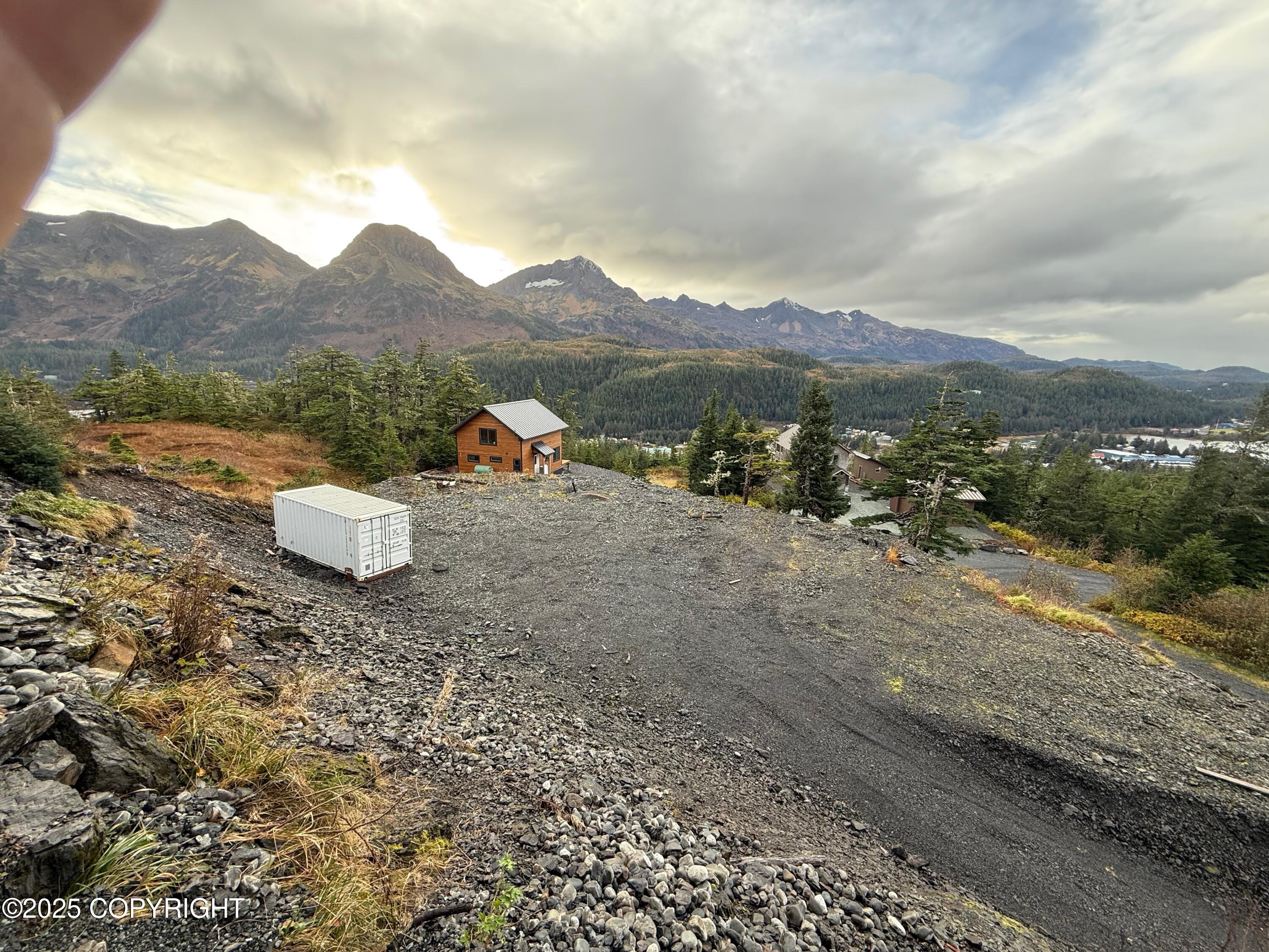 L6-a Cabin Ridge Road Property Photo 3