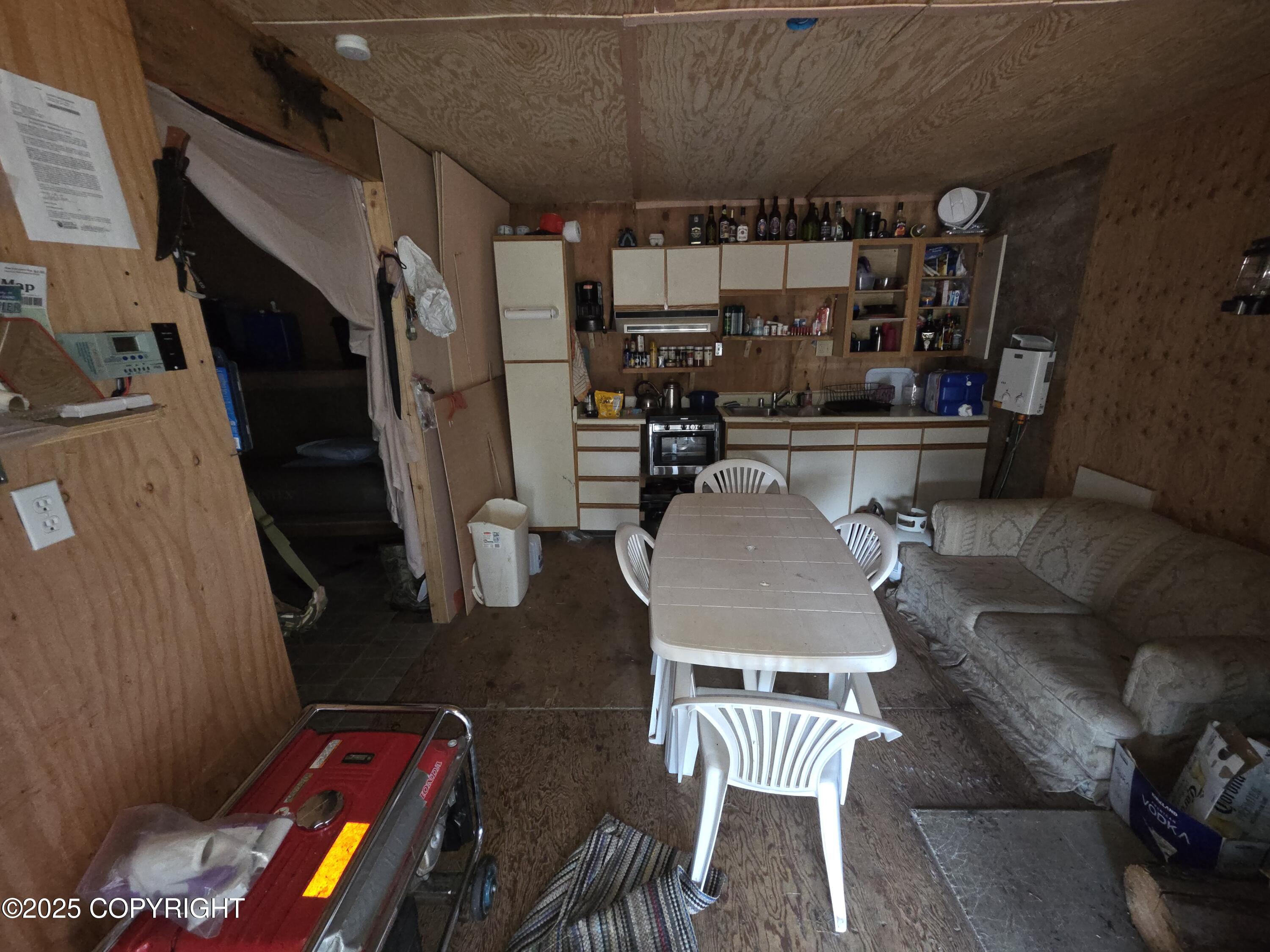 7240 W Willow Fishhook Road Property Photo 17