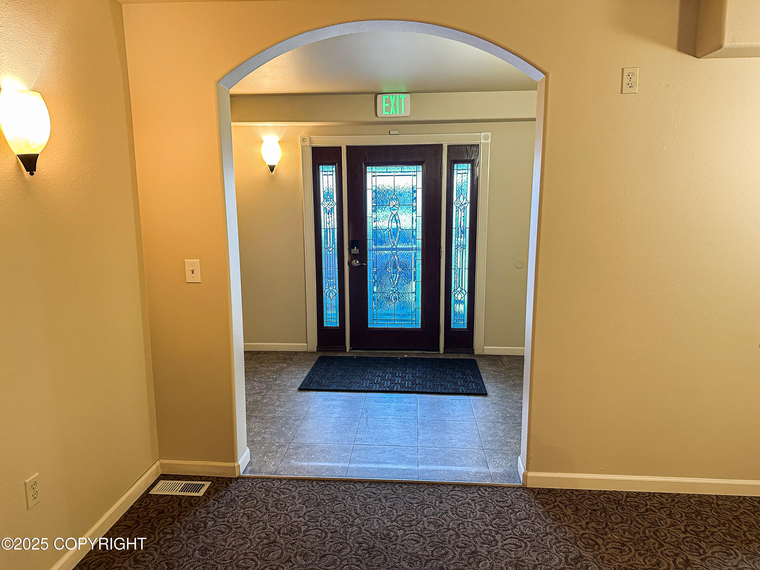 4119 Laurel Street Property Photo 9