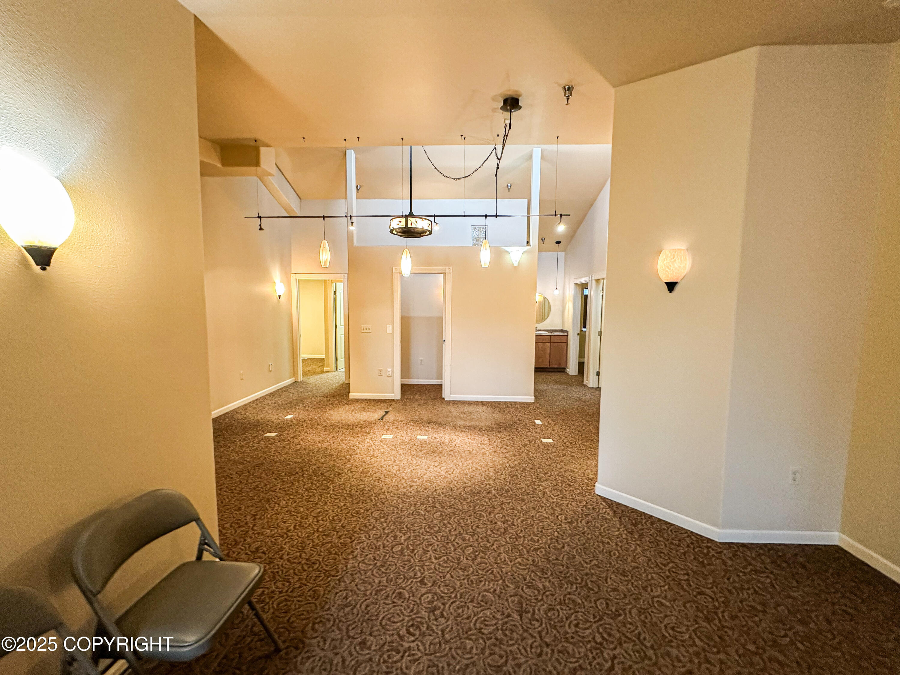 4119 Laurel Street Property Photo 11