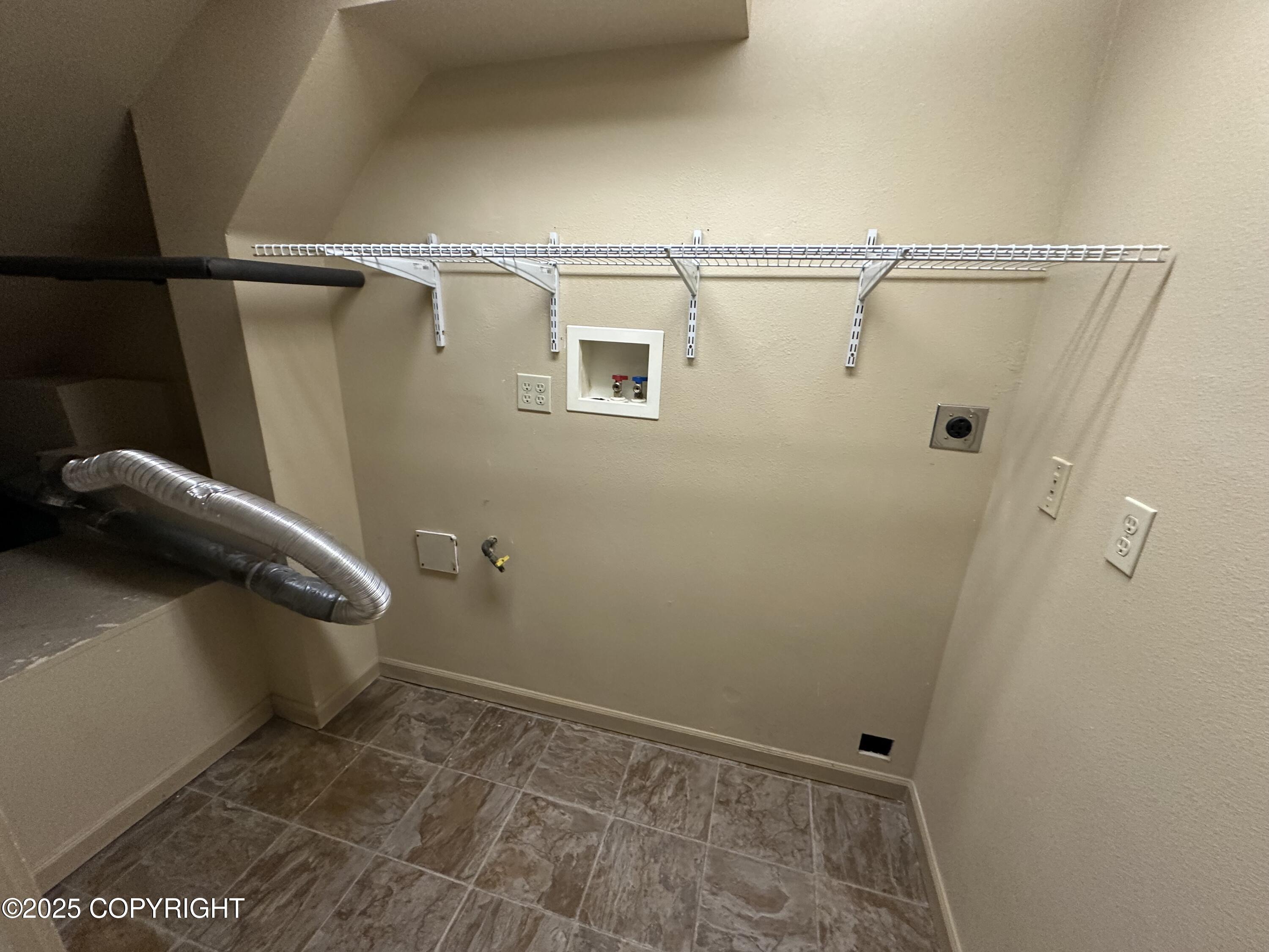 4119 Laurel Street Property Photo 14