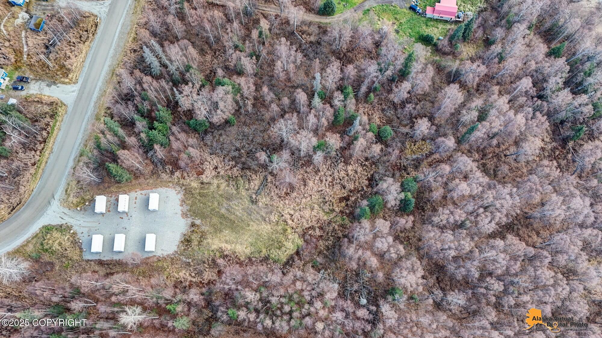 7076 N Sunset Drive Property Photo 6