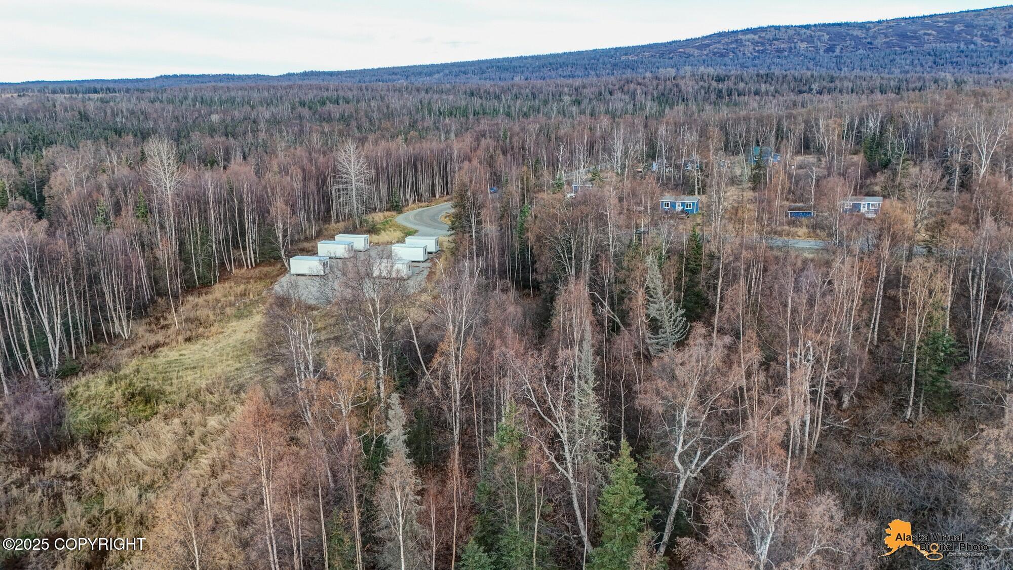 7076 N Sunset Drive Property Photo 10
