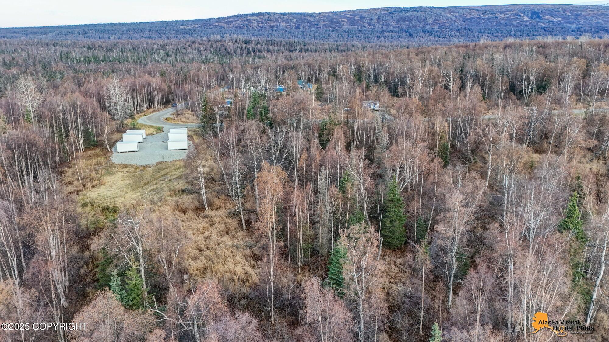 7076 N Sunset Drive Property Photo 12