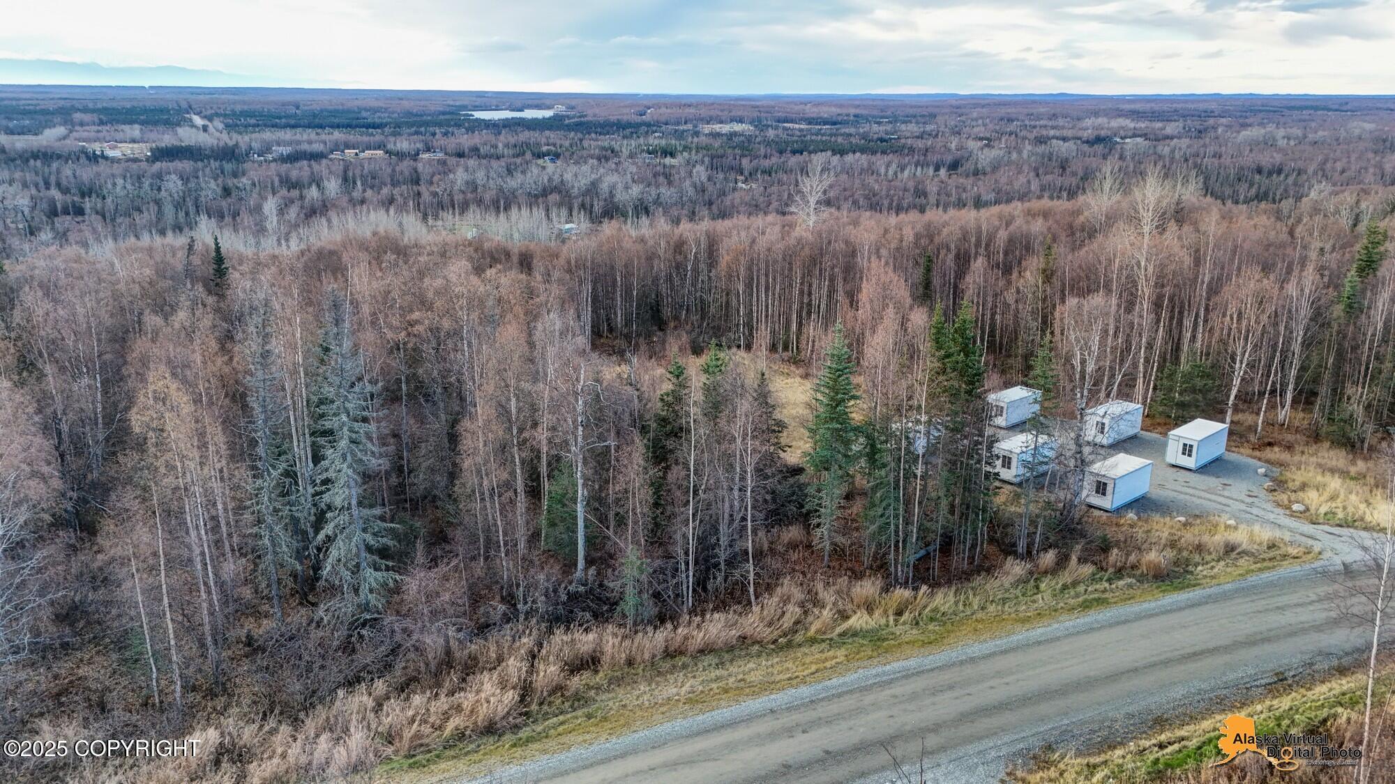 7076 N Sunset Drive Property Photo 13