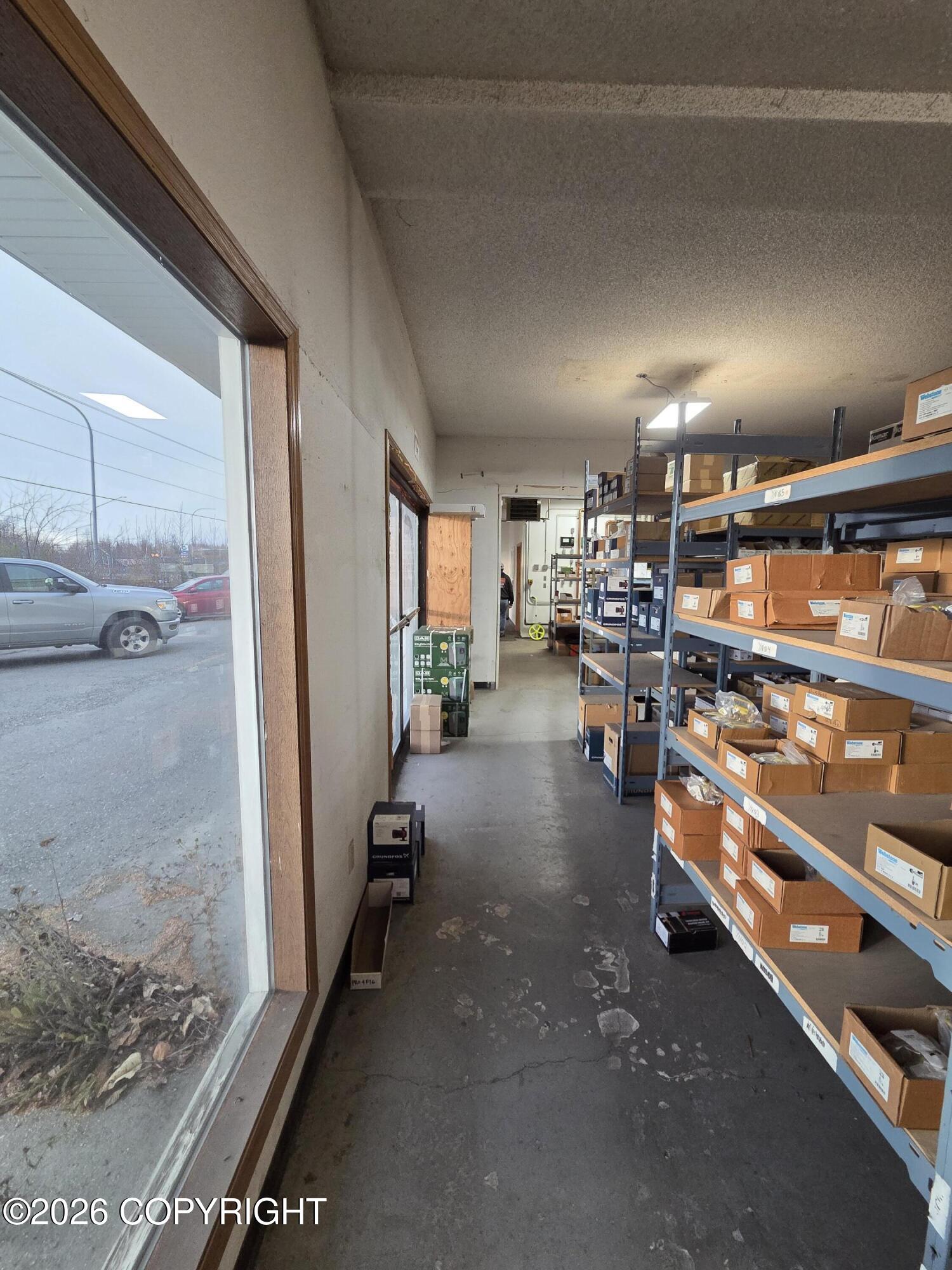 301 N Lucus Road Property Photo 11