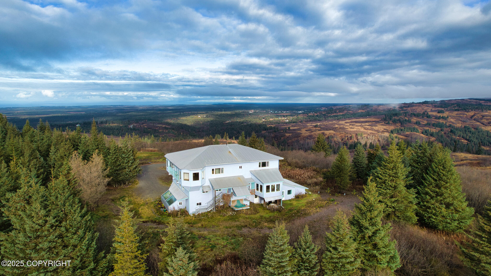 65265 Knob Hill Road Property Photo 4