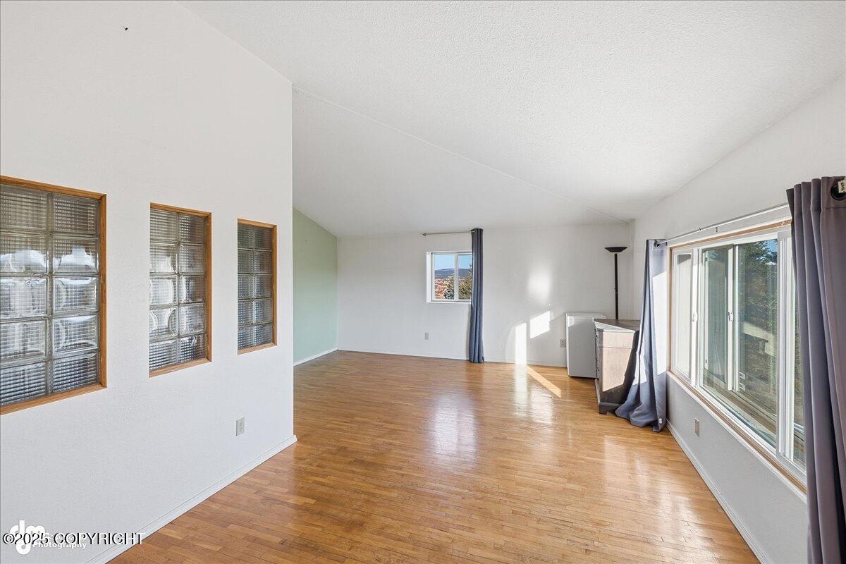 65265 Knob Hill Road Property Photo 25