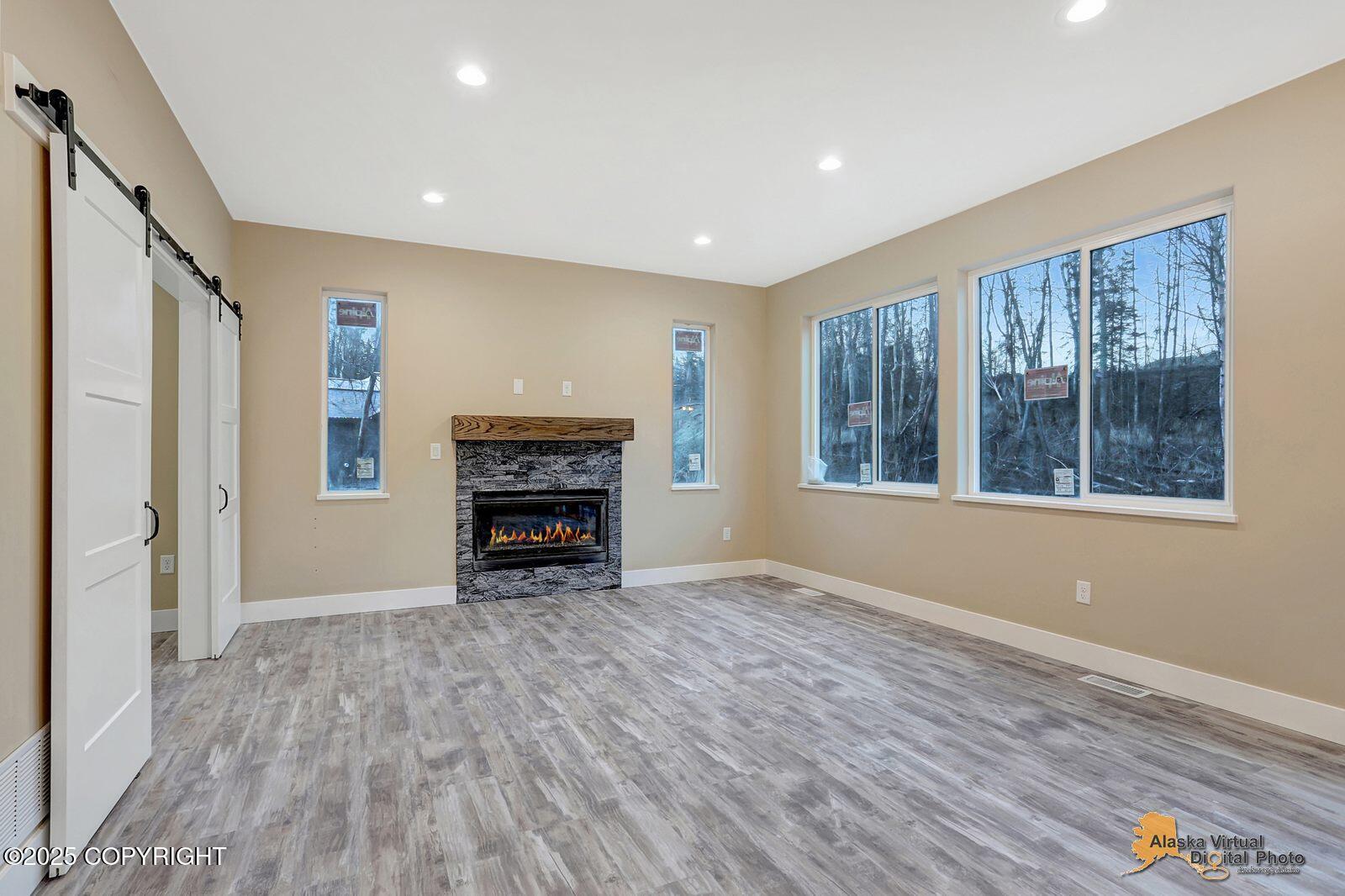 574 N Joppa Circle Property Photo 9
