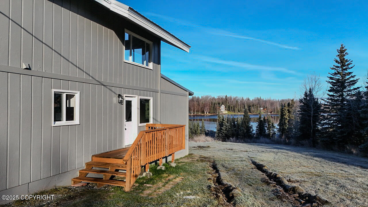 42016 Dolly Varden Way Property Photo 5