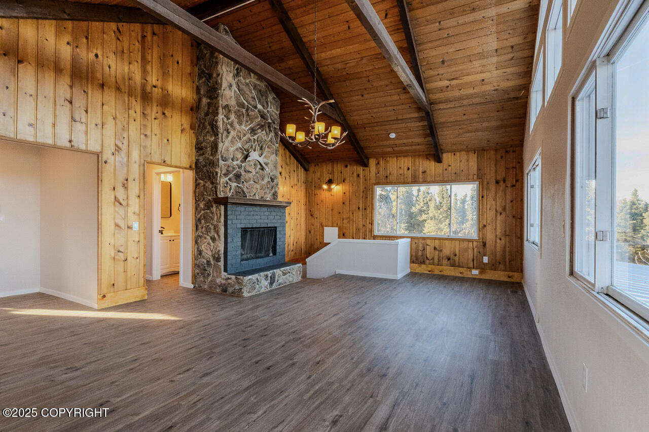 42016 Dolly Varden Way Property Photo 7